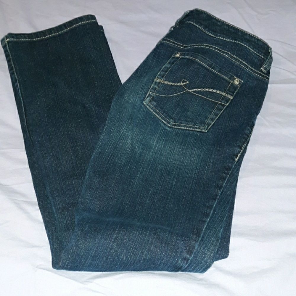 DKNY Donna Karan‎ New York Straight Leg Jeans 4